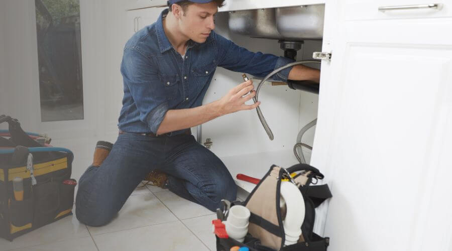 Professional emergency plumbing in Vendor, AR